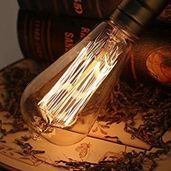 Fornecimento de energia AC Vidro de âmbar vintage ST19 lâmpada LED Dimmable 40W substituição de vela quente base média
